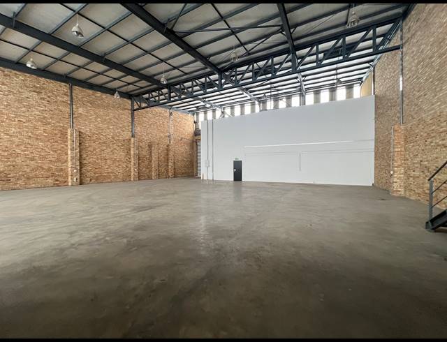 875M² RETAIL TO LET IN KYA SANDS
